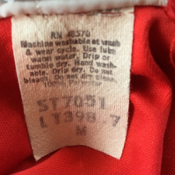 70’s Red Polka Dot Lind Clare Ruffle Tie Blouse - Picture 9 of 9